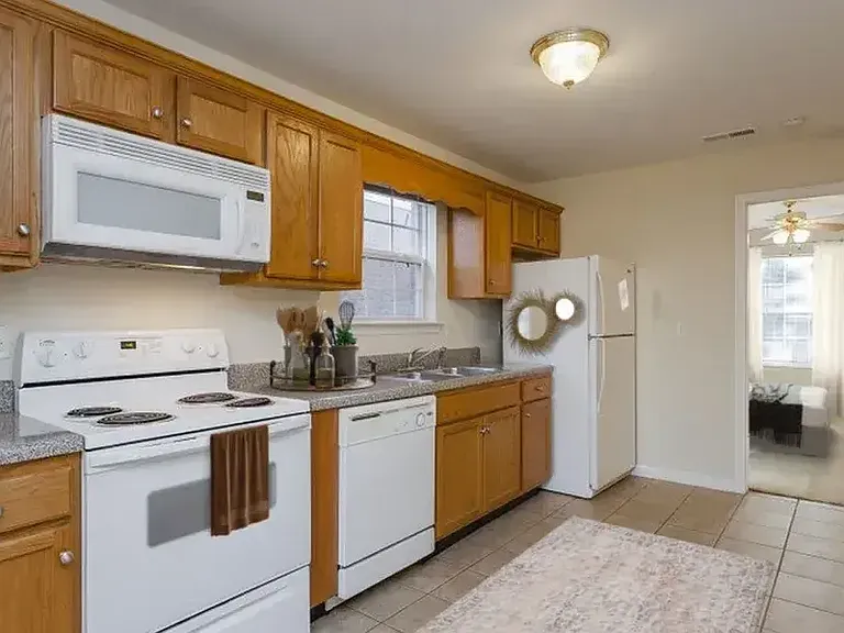 Home Place Apartments — Photo 18