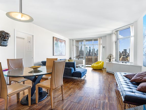 4th image of 188 E 64th St APT 1806