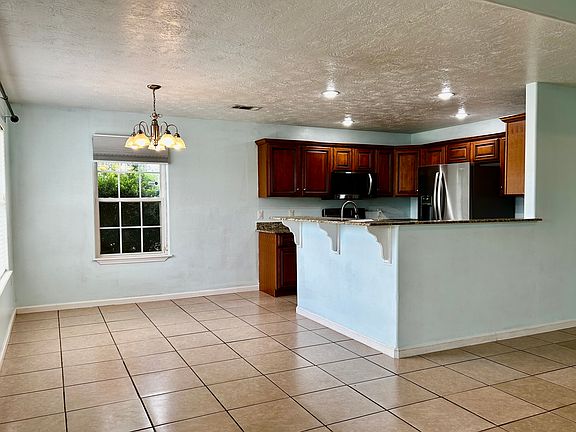 5th image of 311 Butler Rd