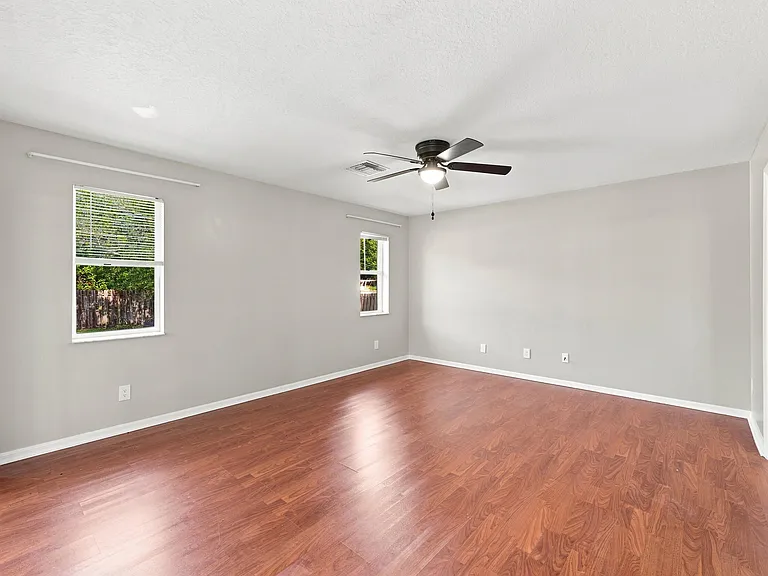 3102 SW Cathedral St — Photo 18