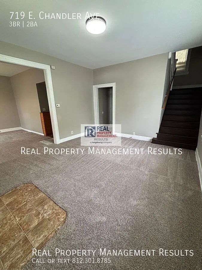 Charming Bayard Park Home with Tall Ceilings & Front Porch — Photo 2
