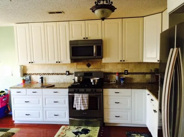 127 Inverness Dr, Edison, NJ 08820