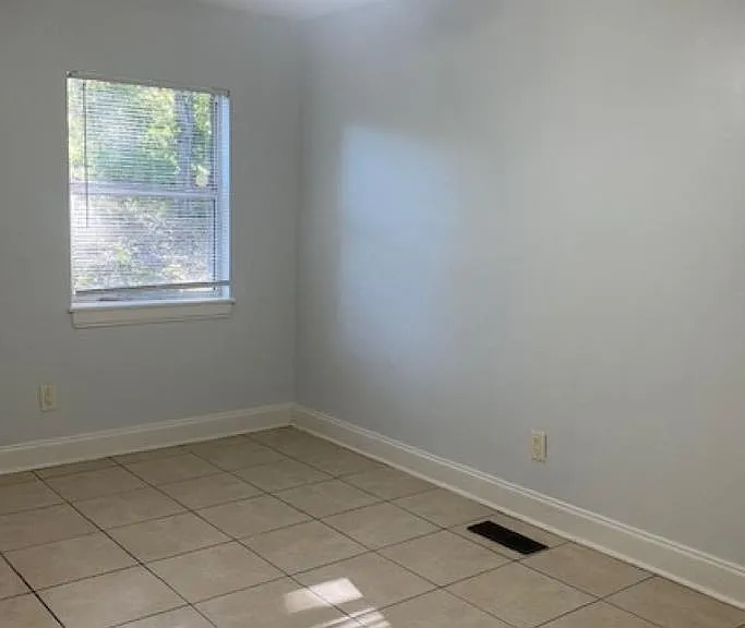 1315 California St — Photo 11