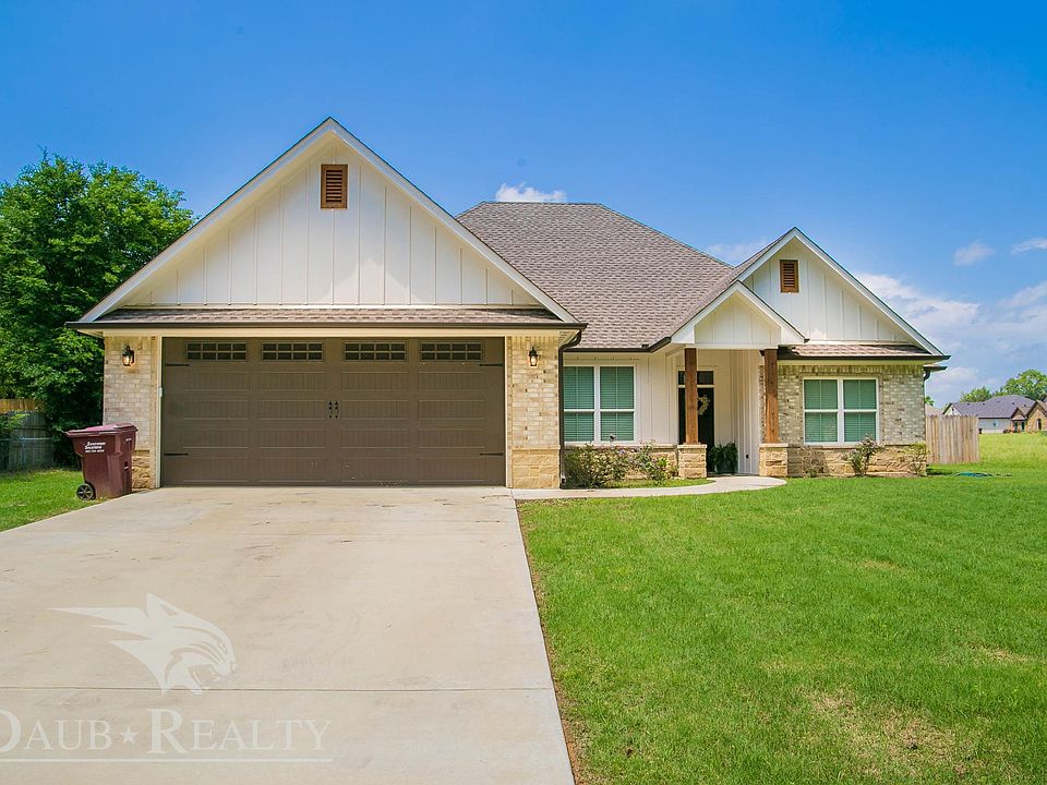 1st image of 408 S Cypress St