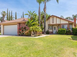 11595 Driftwood Dr, Fontana, CA 92337