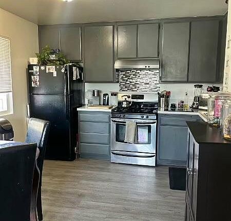 3rd image of 920 E Avenue Q APT 8