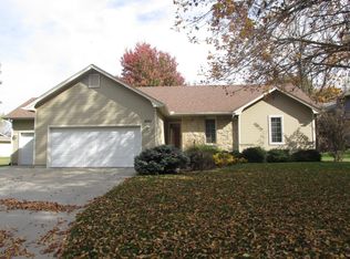 4001 Coachmen Rd, Manhattan, KS 66502