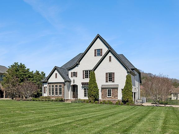 3rd image of 5016 Buds Farm Ln