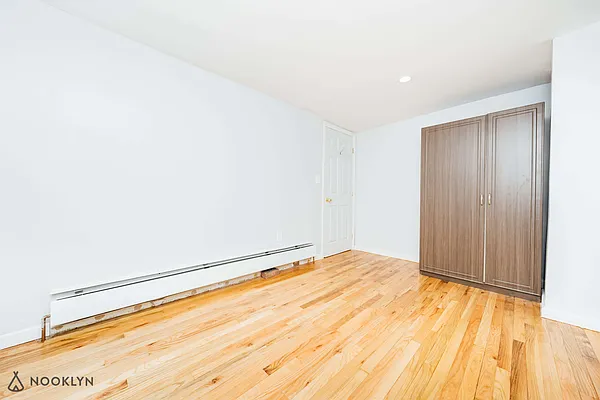 Rented by Nooklyn NYC LLC | media 29