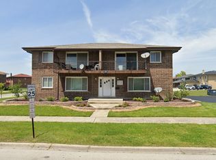 2500 198th St APT 3, Lynwood, IL