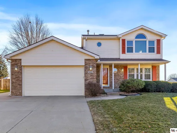 7601 Grand Oaks Cir, Lincoln, NE 68516