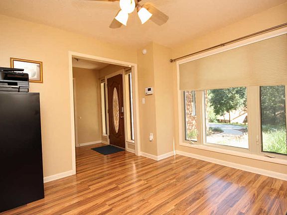 5th image of 2317 Canal Dr