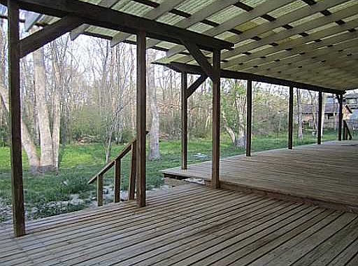 3rd image of 2803 Camelot Dr