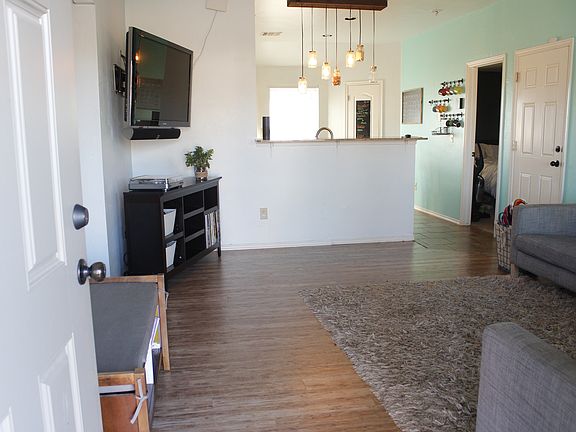 5th image of 8516 SW 46th Pl
