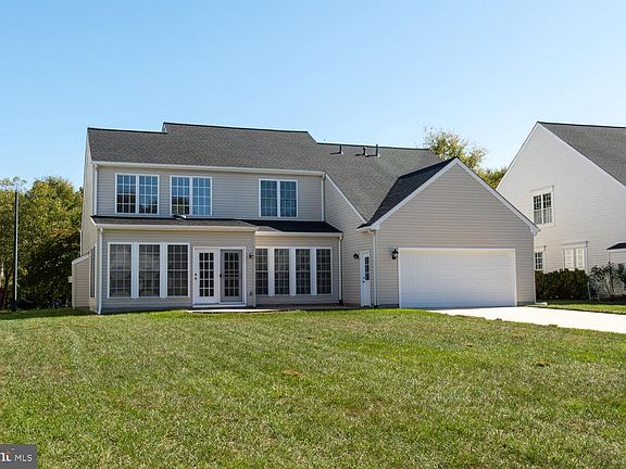 4th image of 29830 Hillary Ave