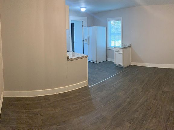 2nd image of 1013 Magnolia Dr NW Unit B