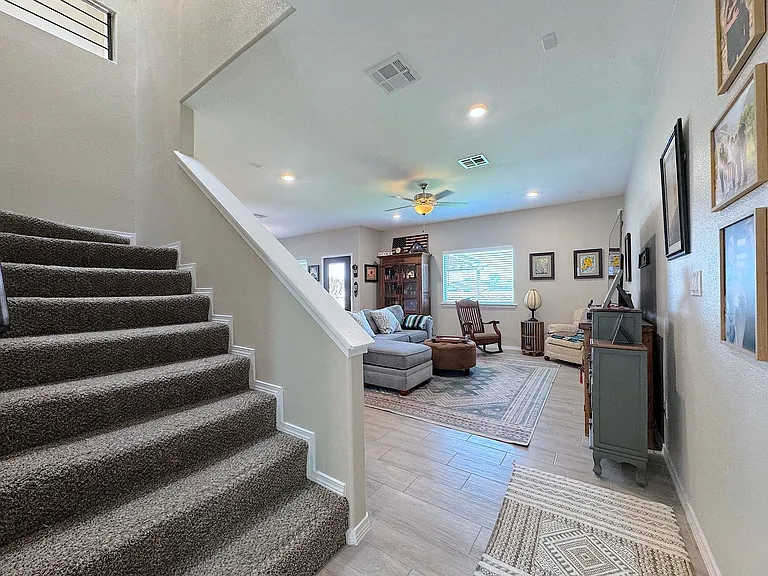 7805 Enchanted View Dr — Photo 5