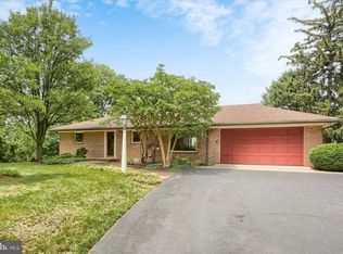 403 Evergreen Rd, New Cumberland, PA 17070