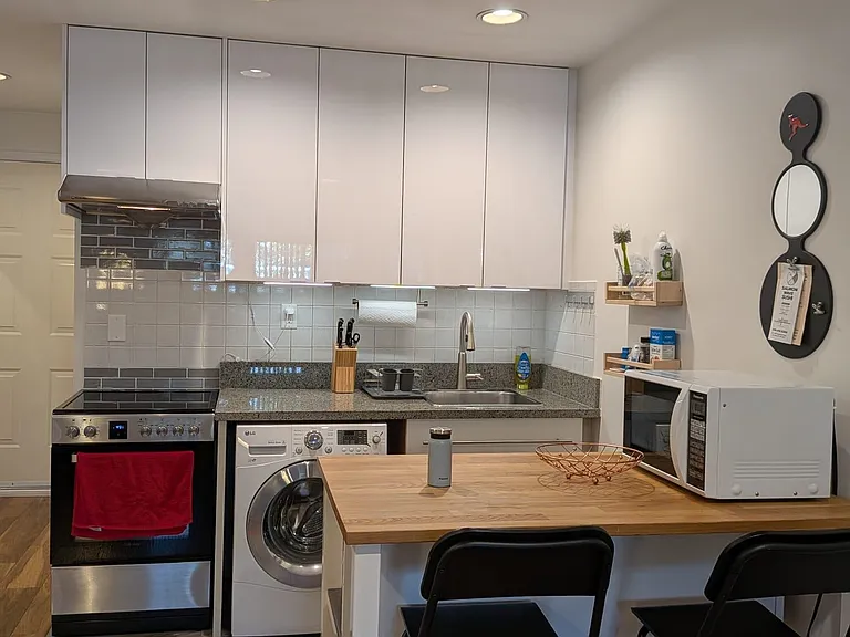 5026 Dominion St #BASEMENT — Photo 4