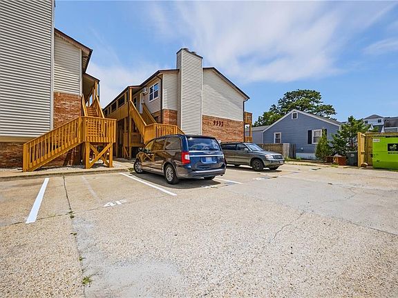 3rd image of 9532 5th Bay St APT A