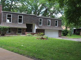 795 Apache Dr, Forsyth, IL 62535