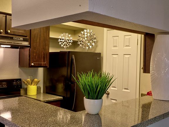 2nd image of 9024 Northgate Blvd #2152