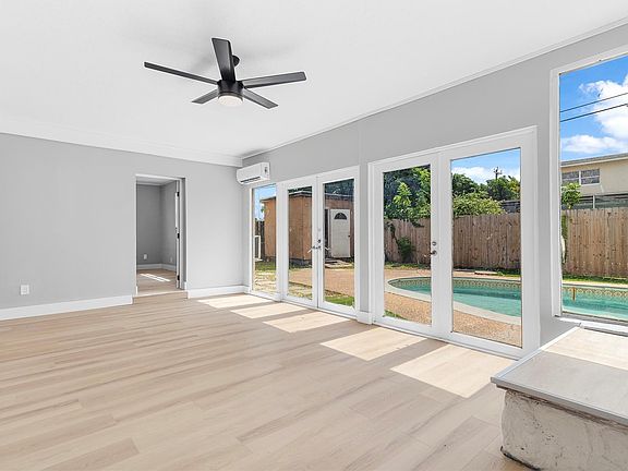 5th image of 4290 NW 35th Terrace