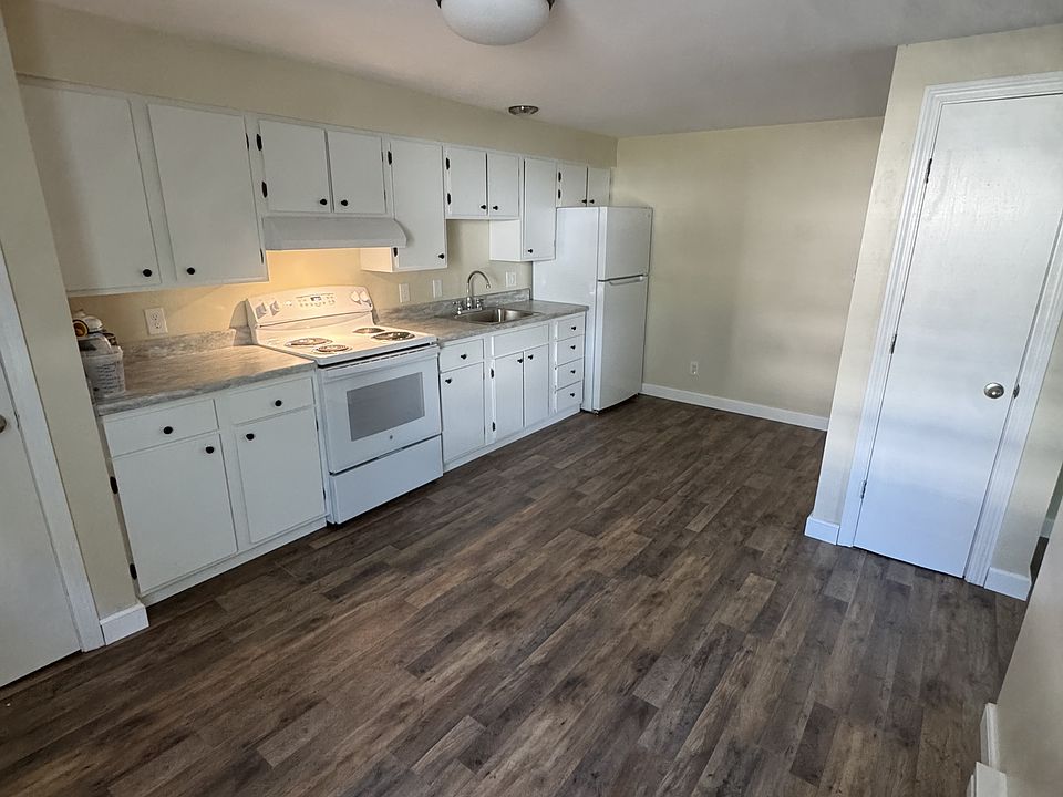 1st image of 12 Knox St APT 13