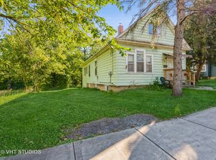 131 Cary St, Cary, IL 60013