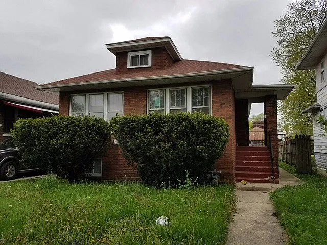 133 S 18th Ave photo 1