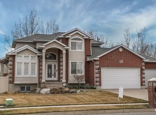 3825 W Cherry Hills Cir, Syracuse, UT 84075