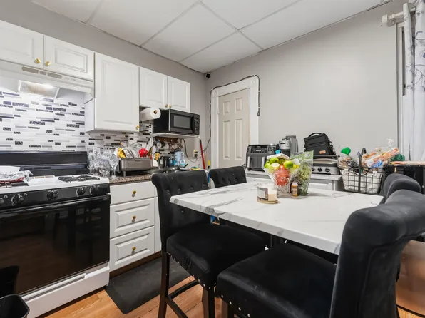 123 47th Street image 11 of 26