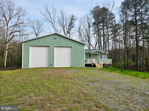 2256 Maon Rd, Farnham, VA 22460