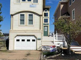 97 W 18th St, Ocean City, NJ 08226