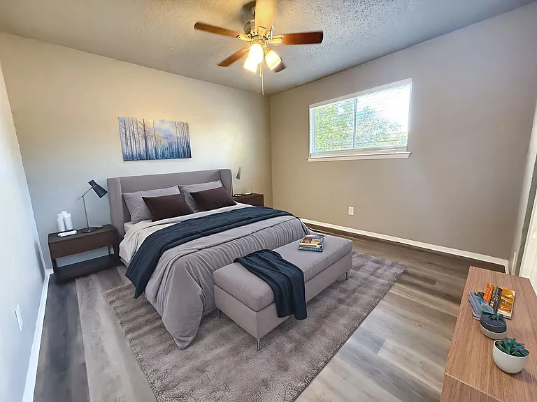 2625 Santiago Cir — Photo 10