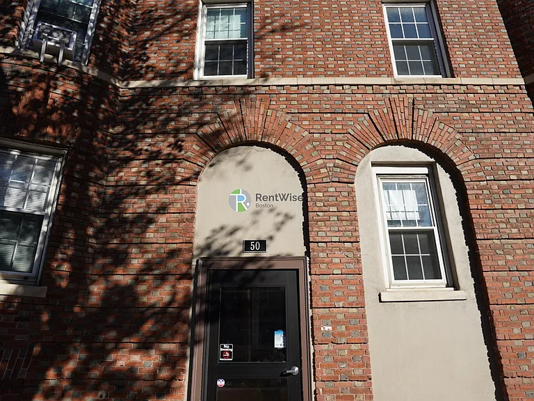 54 S Huntington Ave #4 — Photo 15