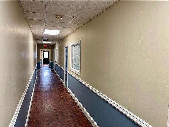 2nd image of 507 Evans St #11