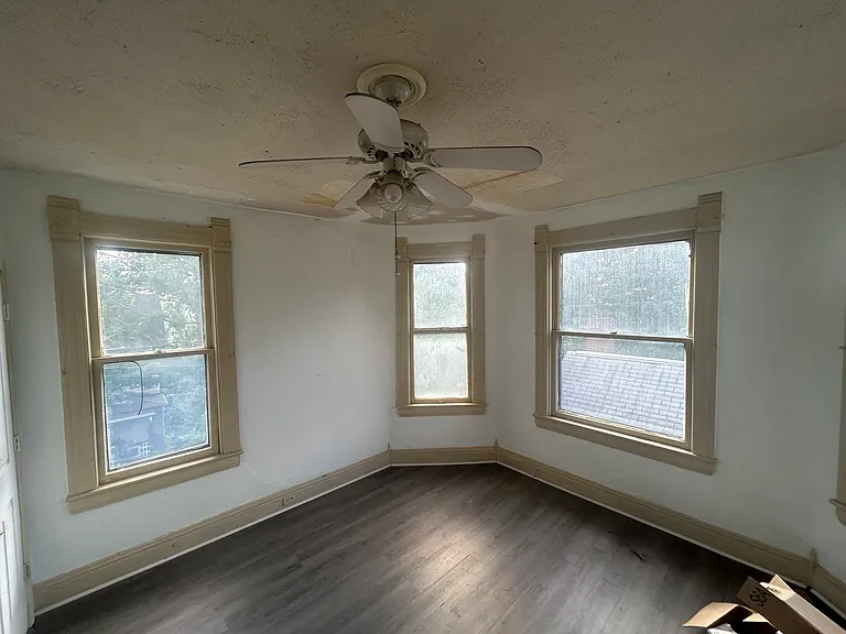 301 Duquesne Ave #2 — Photo 7