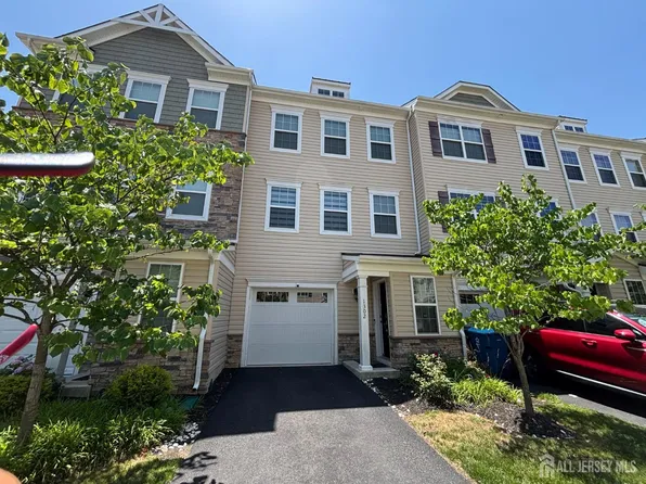 1302 Hights Farm Rd N, Monroe Township, NJ 08831