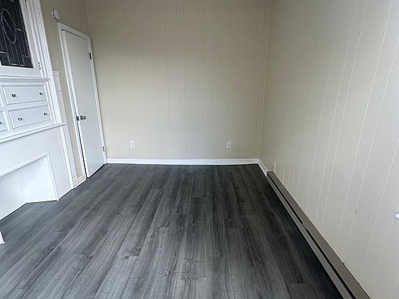 4th image of 606 Church St #2