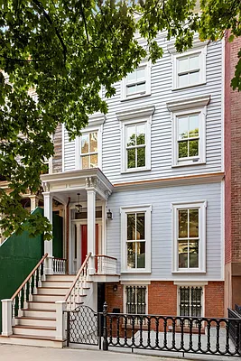 Sold by Douglas Elliman | media 14