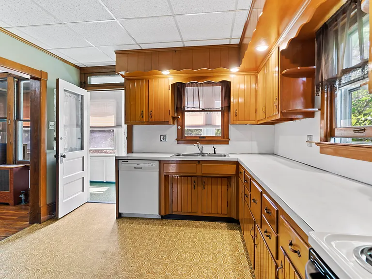 908 N High St #908 — Photo 8