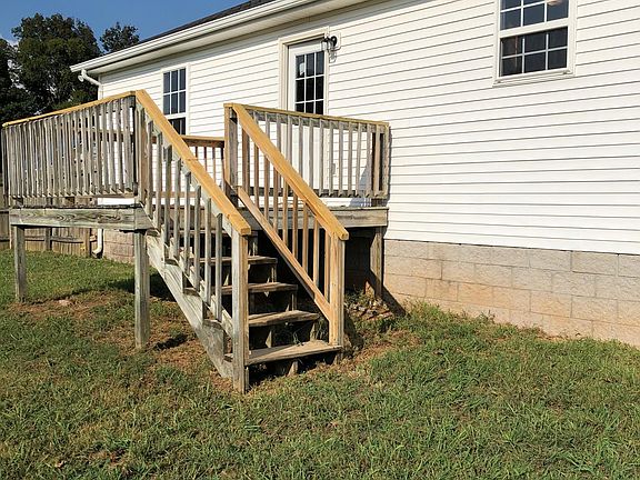 4th image of 1009 Dellrose Dr
