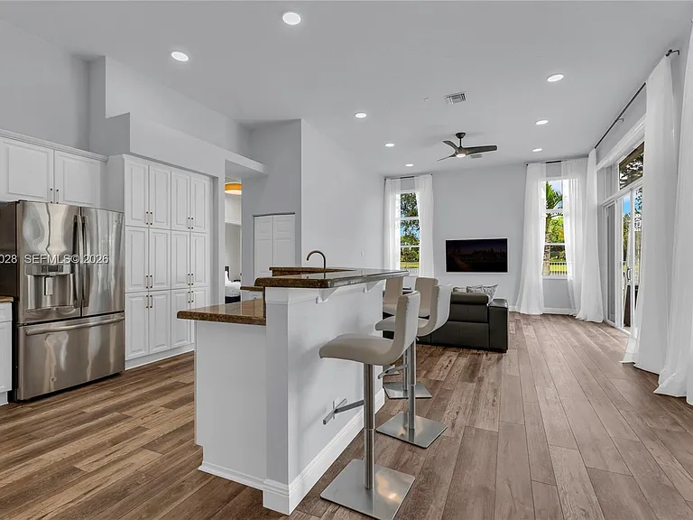 950 Marina Dr — Photo 26