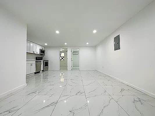 3rd image of 2832 W 15th St #2D