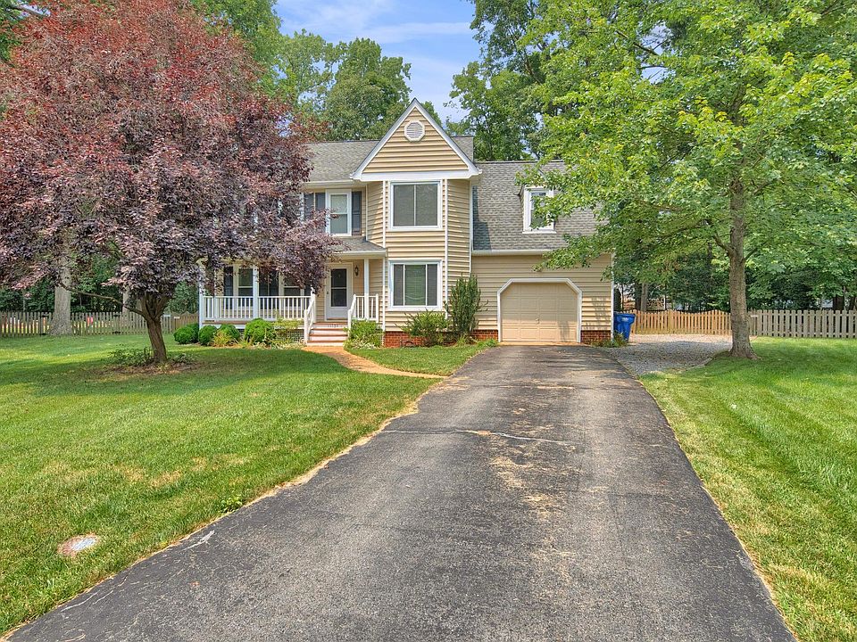 1st image of 11134 Fox Hound Ct