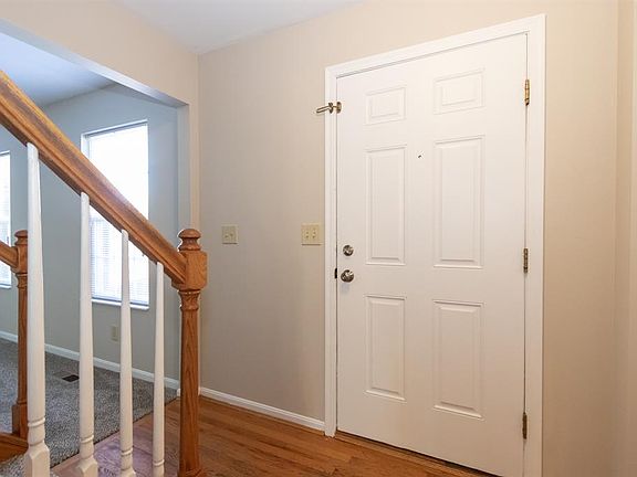4th image of 1629 Woodfield Ct