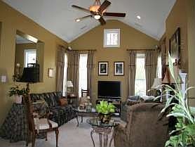 Living Room with fireplace