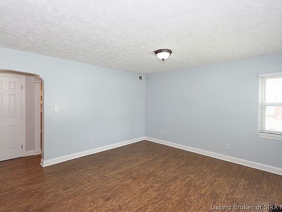 5th image of 1702 Herby Drive