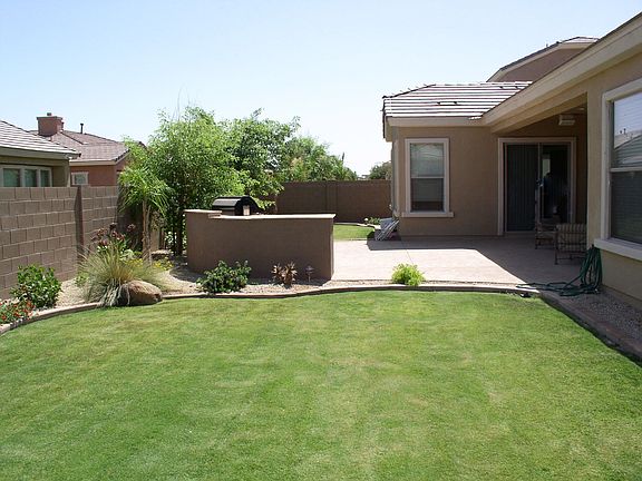 4th image of 2962 E Sierra Madre Ave